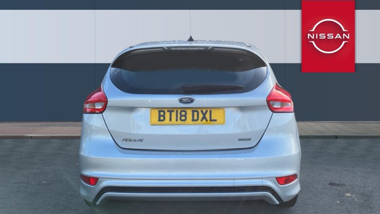 Ford Focus 1.0 EcoBoost 140 ST-Line Navigation 5dr Petrol Hatchback